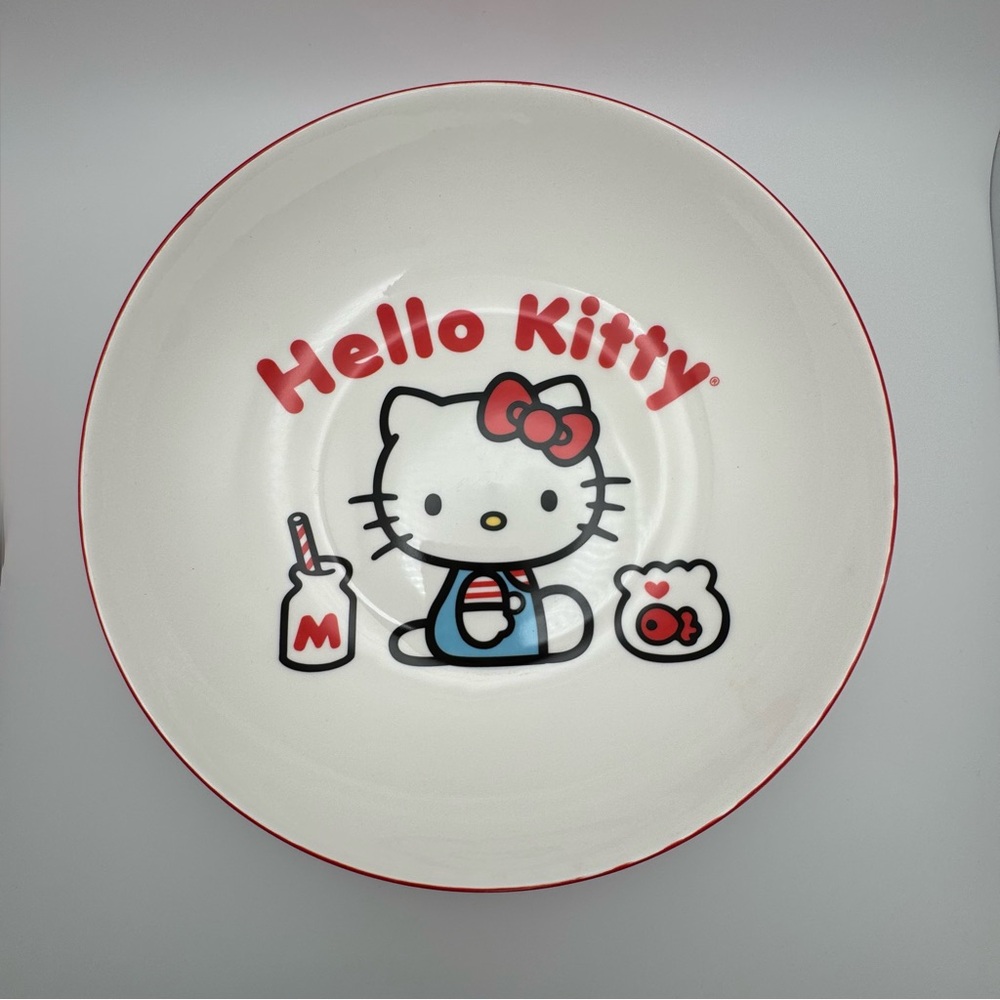 Hello Kitty Sanrio Silver Buffalo 46oz Pasta Ramen Cereal Bowl 9”